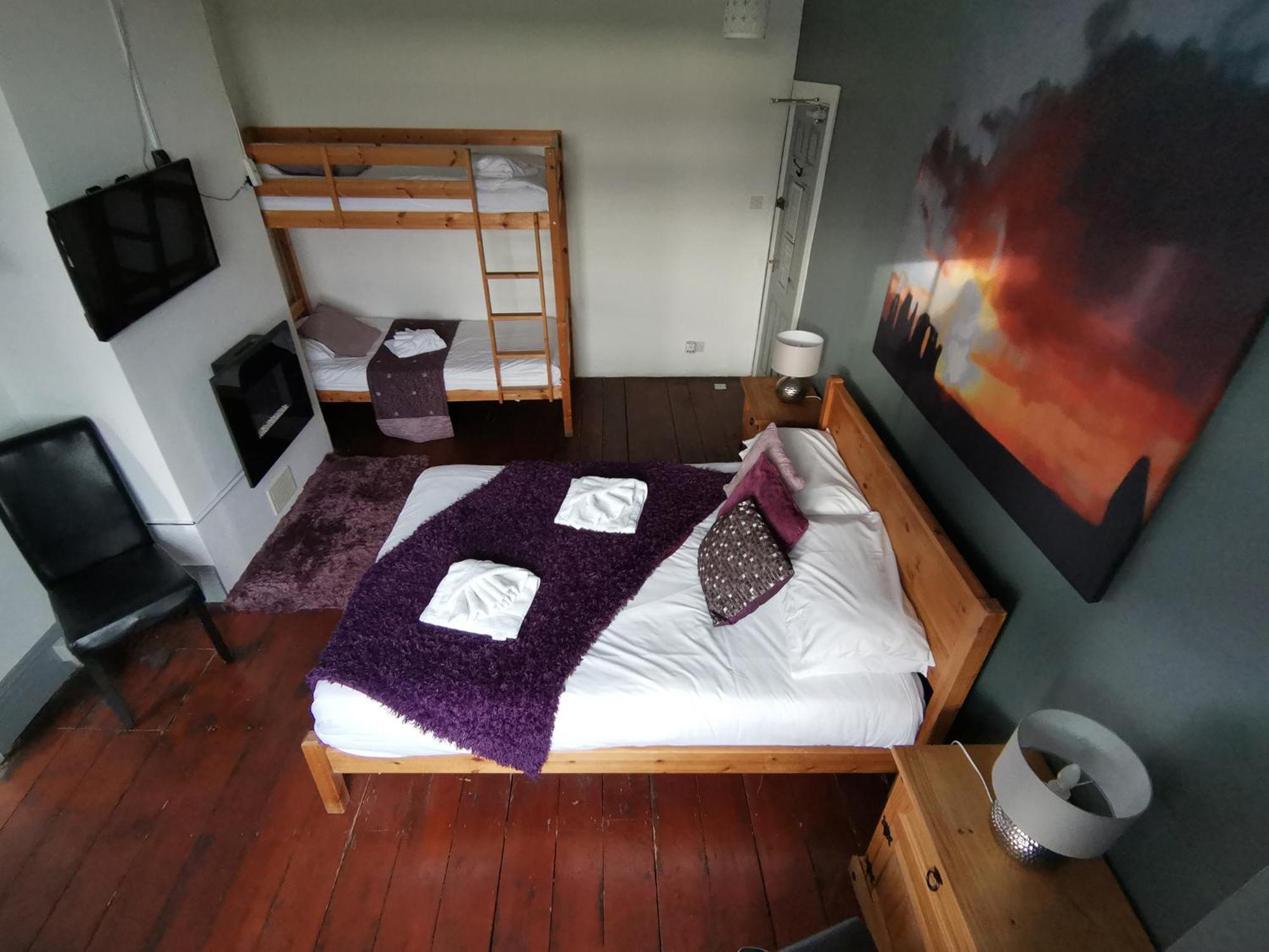Stonehenge Inn & Shepherd'S Huts Bulford Ruang foto